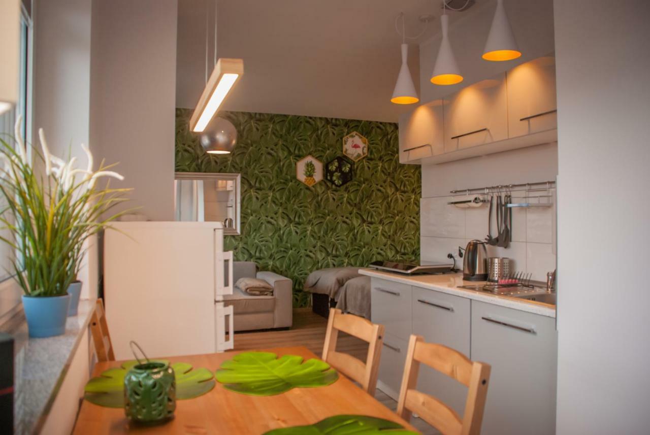 Noclegi "Boczna 5A" Apartamenty Goscinne Szczawno-Zdroj Ngoại thất bức ảnh