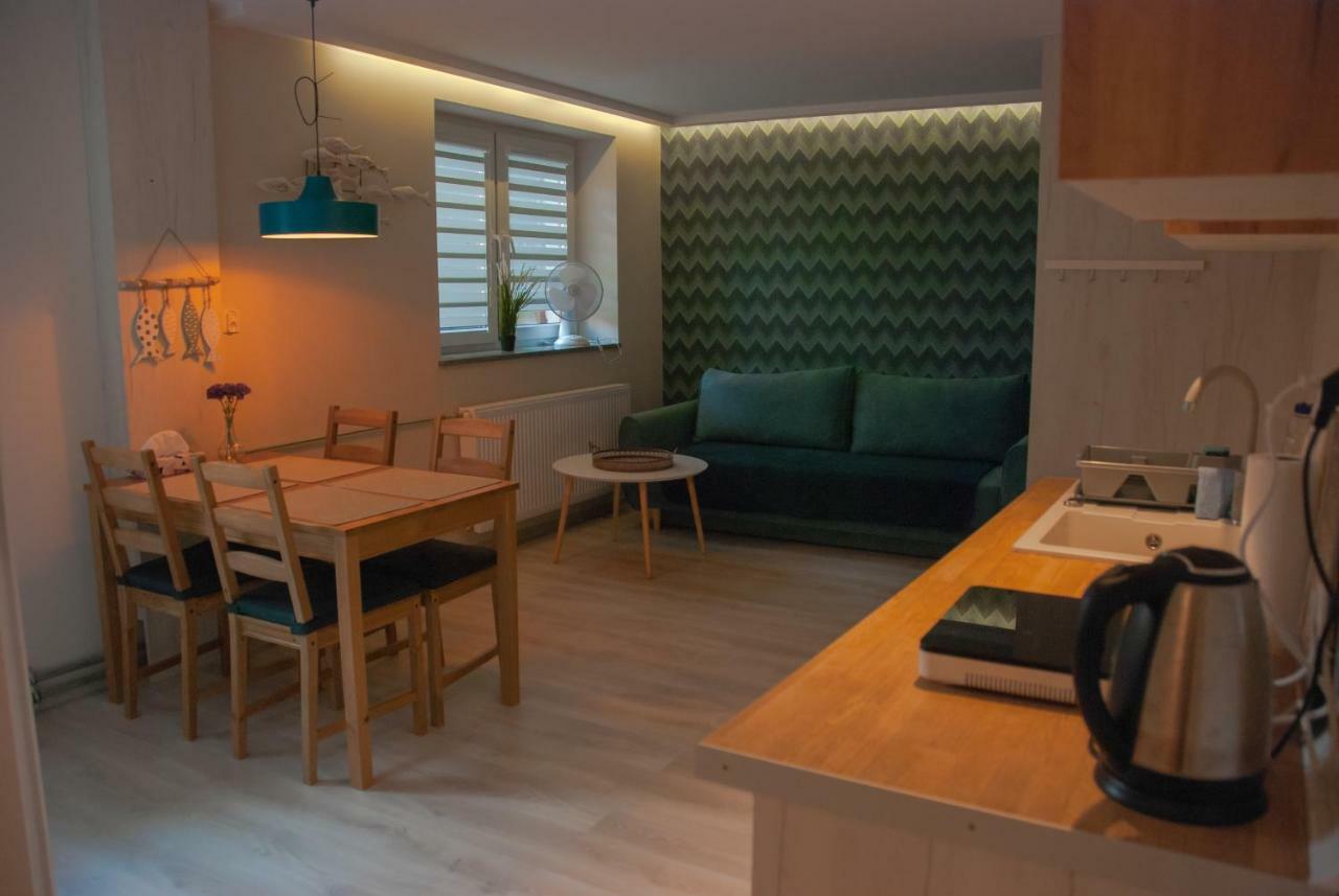 Noclegi "Boczna 5A" Apartamenty Goscinne Szczawno-Zdroj Ngoại thất bức ảnh
